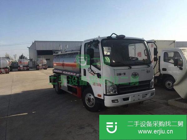 黑龍江出售二手5噸解放油罐車