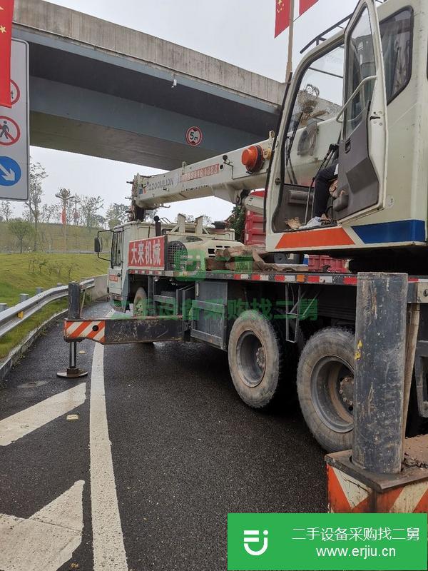 四川出售二手中聯16噸吊車