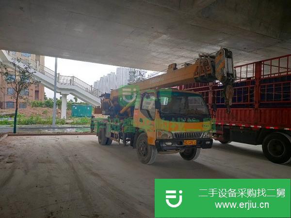江蘇出售二手柳工8噸吊車