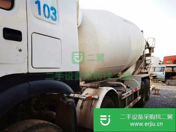 湖北出售二手大20方豪沃攪拌車