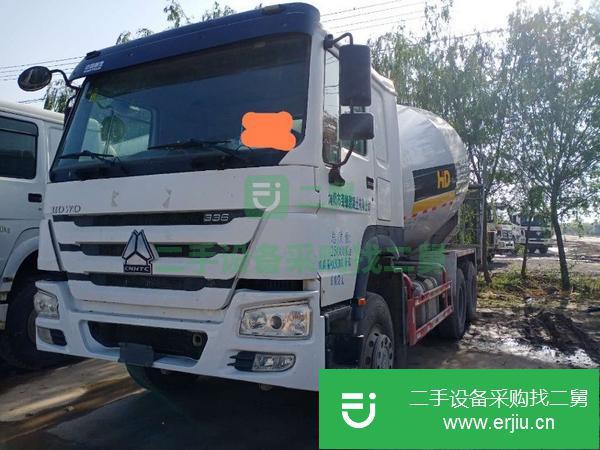 山東出售二手豪沃后八輪12方攪拌車