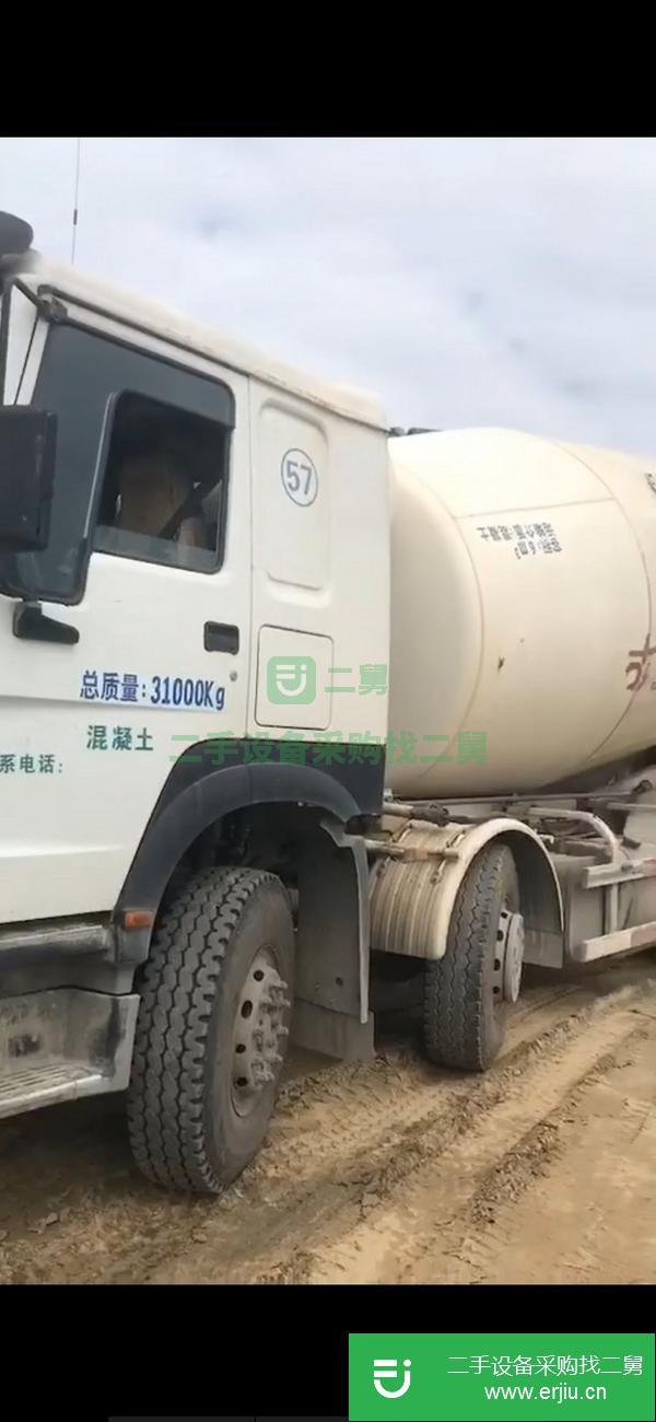 山東出售二手大18方豪沃攪拌車，車況精品，包提檔過戶