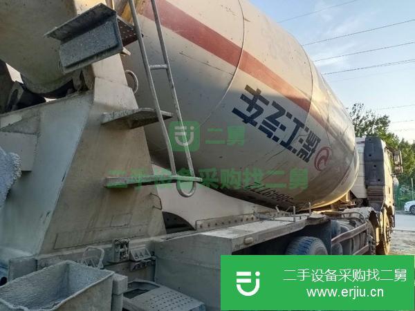 山東出售二手解放前四后八20方攪拌車