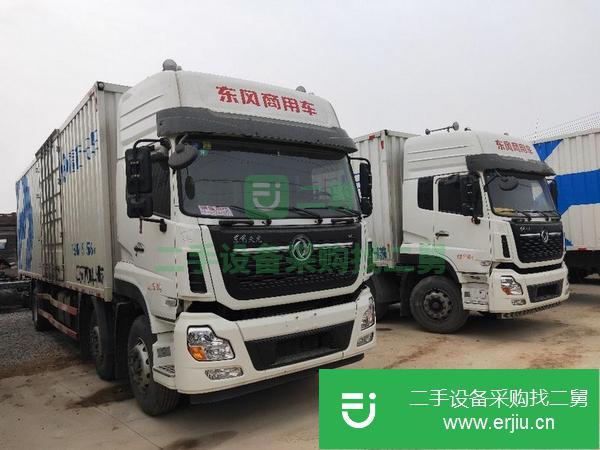 山東出售二手東風(fēng)天龍前四后四9.6米箱式貨車