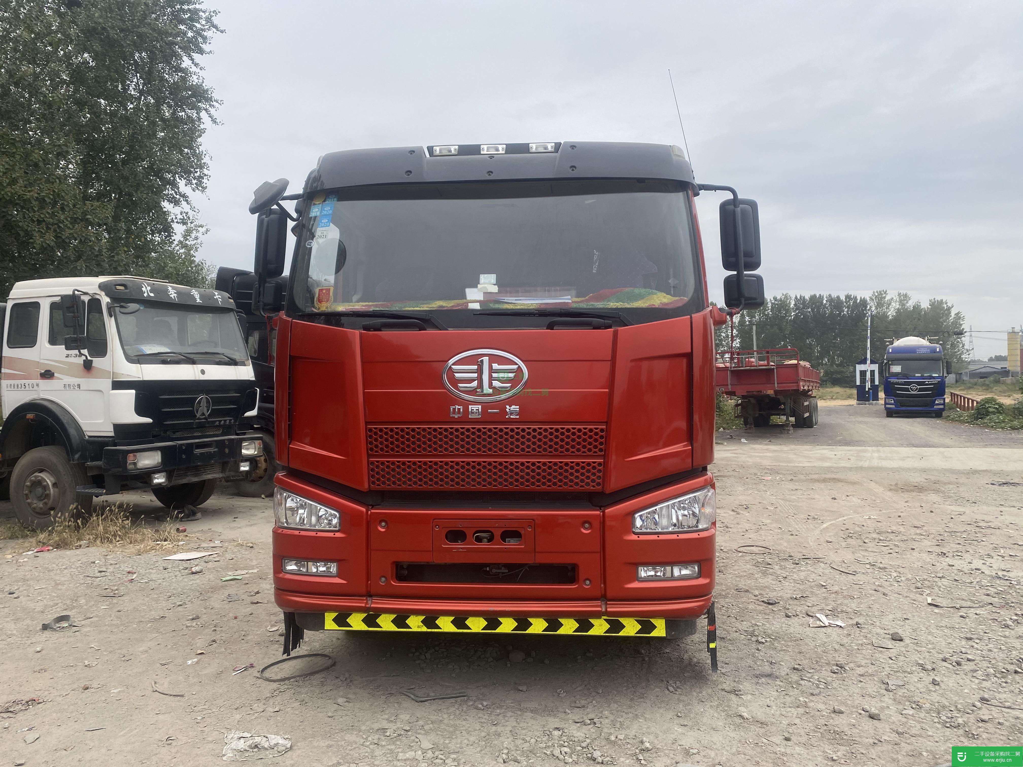 山東出售二手一汽解放460馬力牽引車