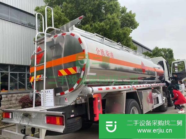 山東出售二手油罐車