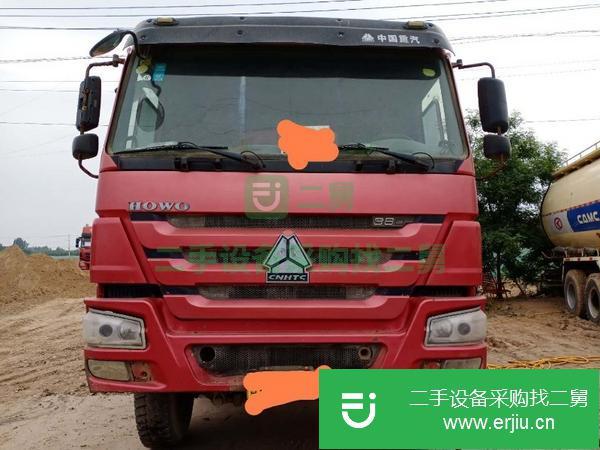 山東出售二手豪沃前四后八 8.2米自卸車