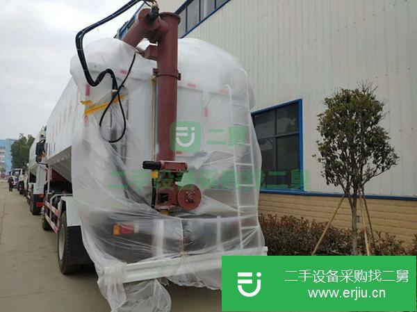 廣西出售二手東風(fēng)單橋散裝飼料運輸車