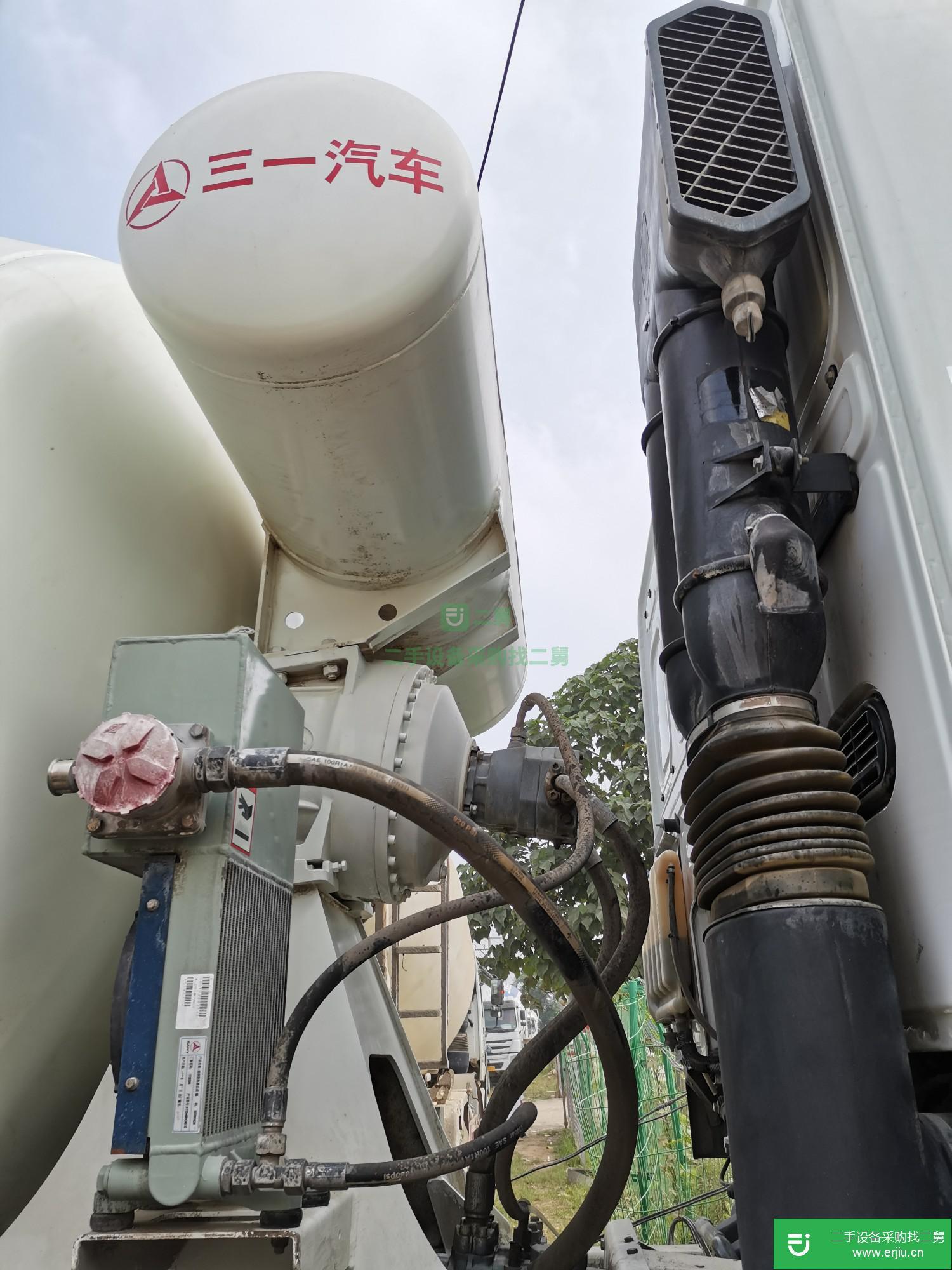 山東出售二手重汽豪沃攪拌車