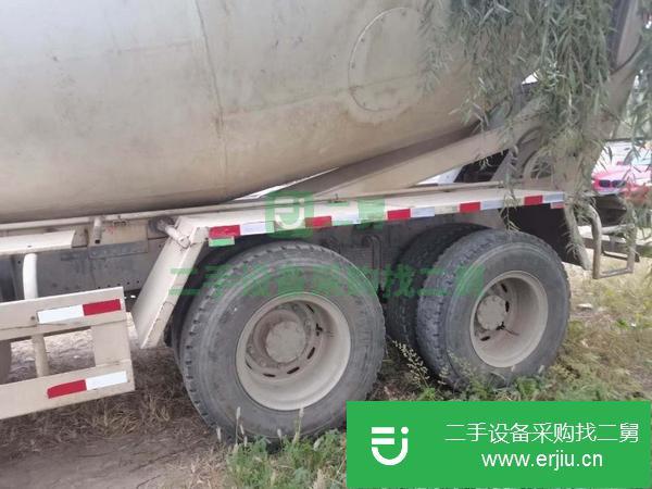 山東出售二手大運(yùn)10方攪拌罐車