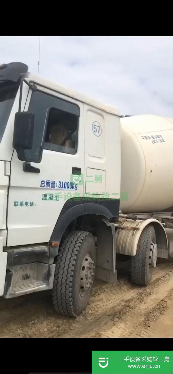 山東出售二手大18方豪沃攪拌車，車況精品，包提檔過戶