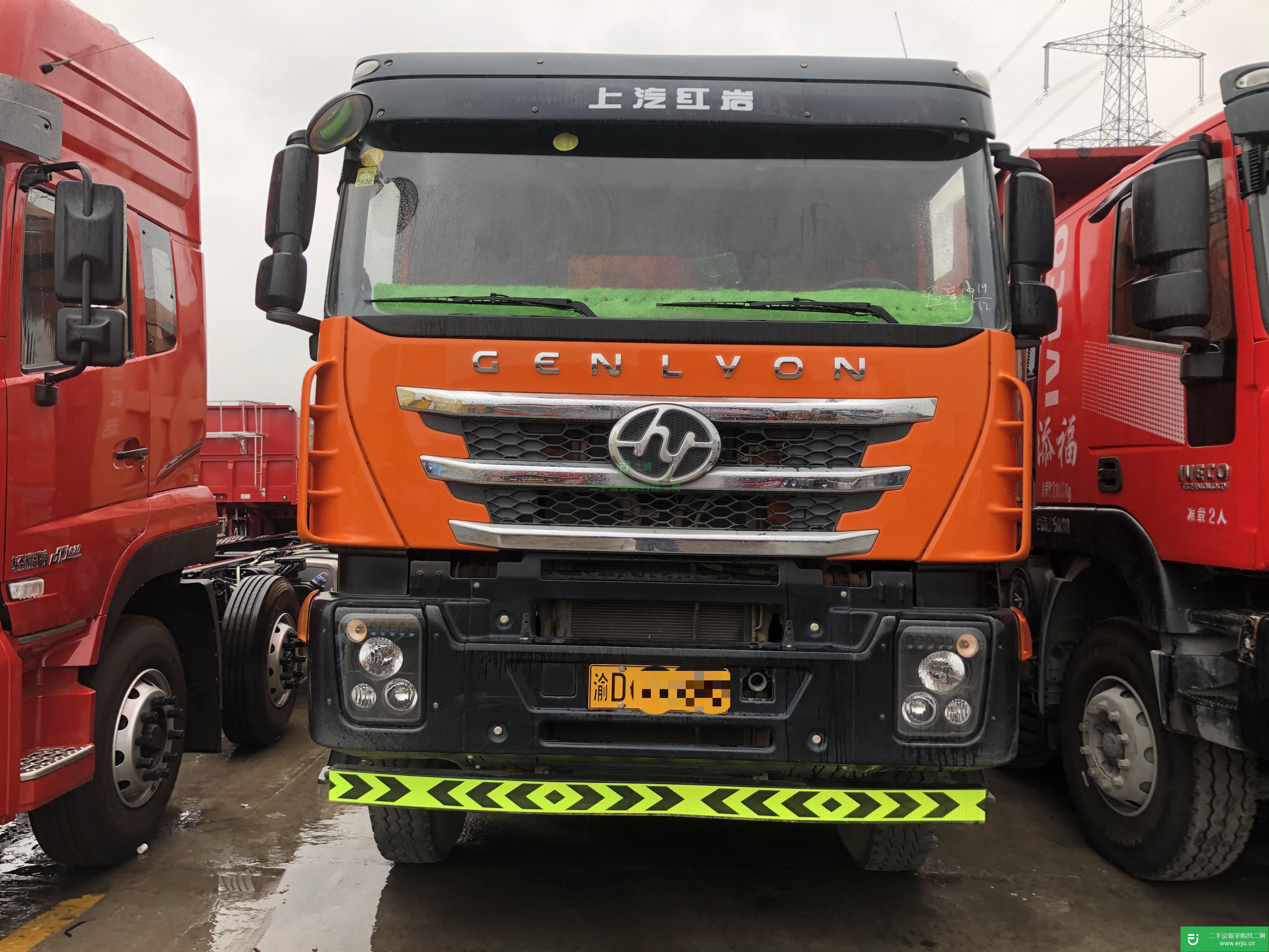 重慶出售二手上汽紅巖430馬力自卸車