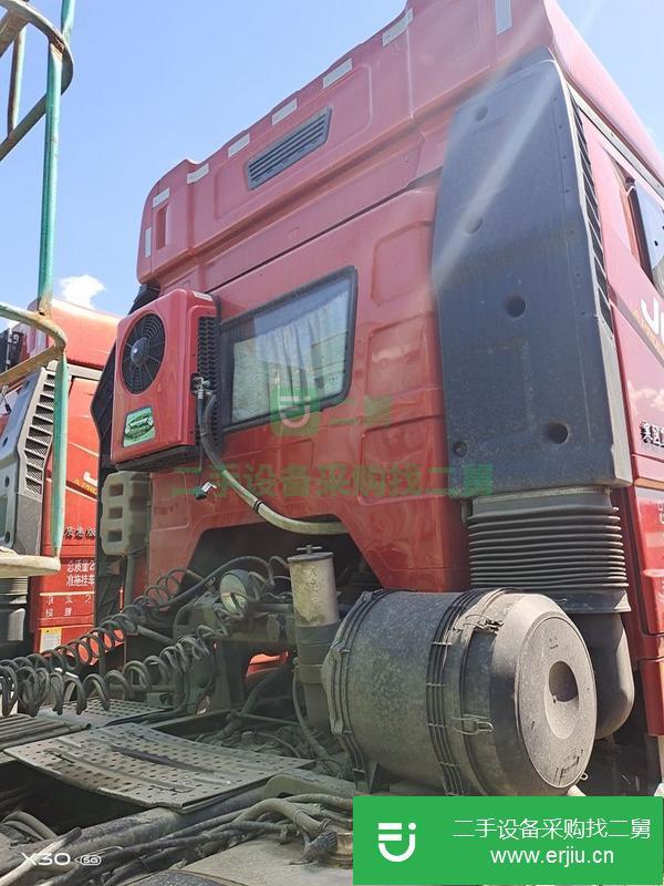 河北出售二手解放牽引車，車況精品，長途配貨車
