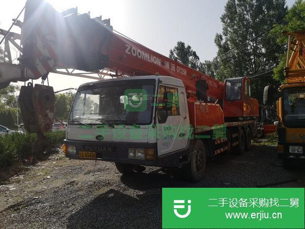 河北出售二手中聯重科25噸汽車吊
