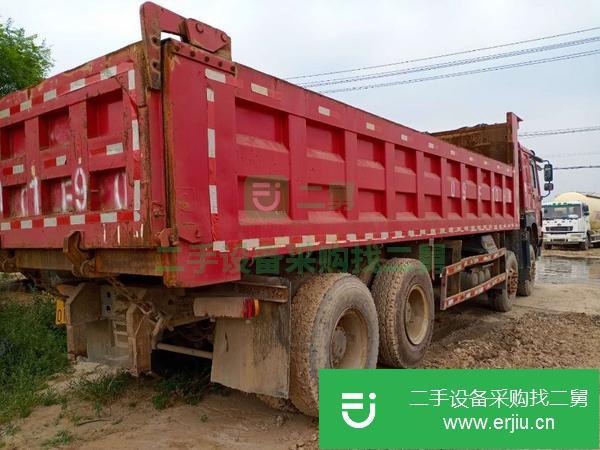 山東出售二手豪沃前四后八 8.2米自卸車