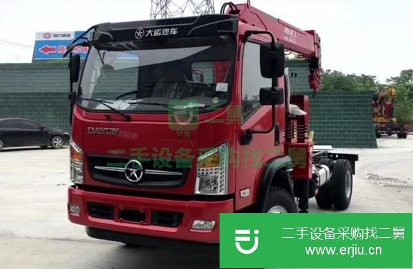 四川出售二手大運(yùn)6.3噸隨車吊