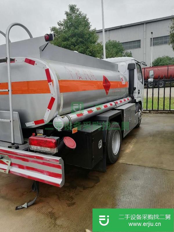 貴州出售二手東風多利卡5噸加油車