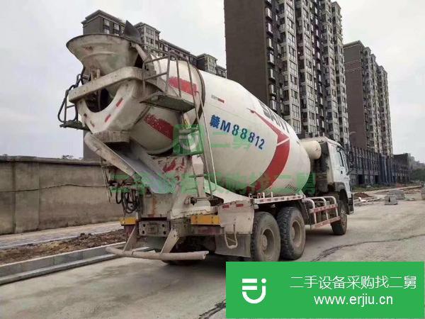 黑龍江蘇出售二手豪沃12方攪拌罐車