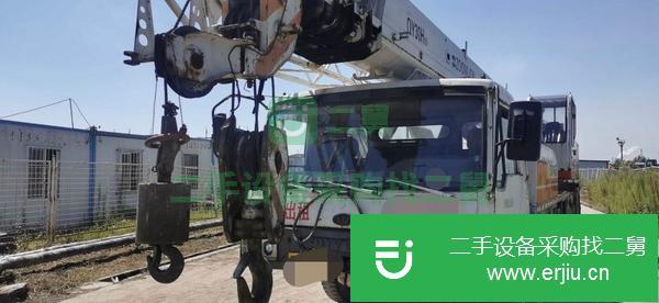 山西出售二手中聯(lián)25噸5節(jié)臂隨車吊