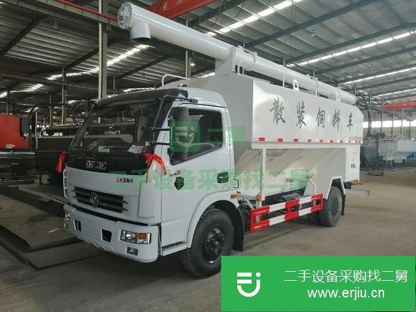 湖北出售二手東風(fēng)多利卡12方散裝飼料運(yùn)輸車