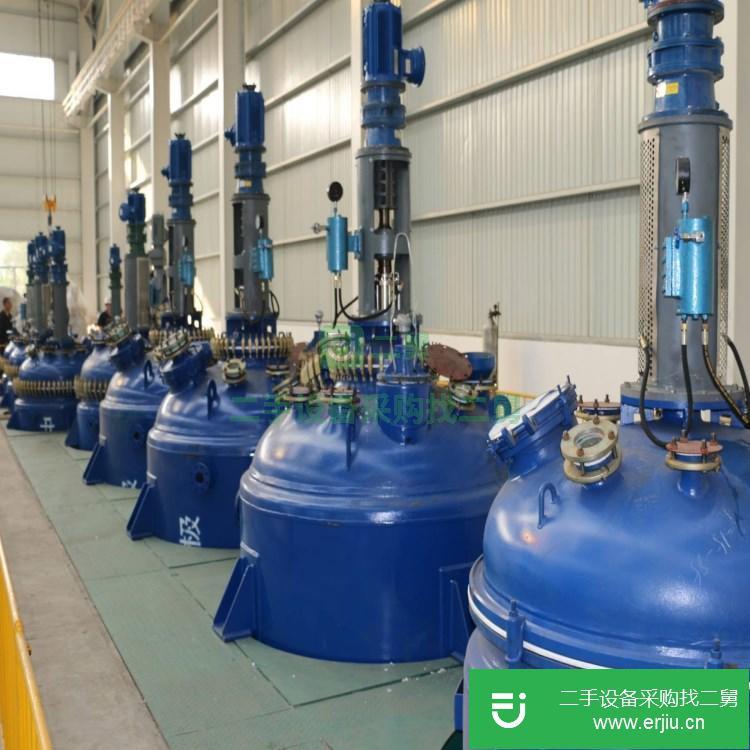山東出售二手1噸搪瓷反應(yīng)釜