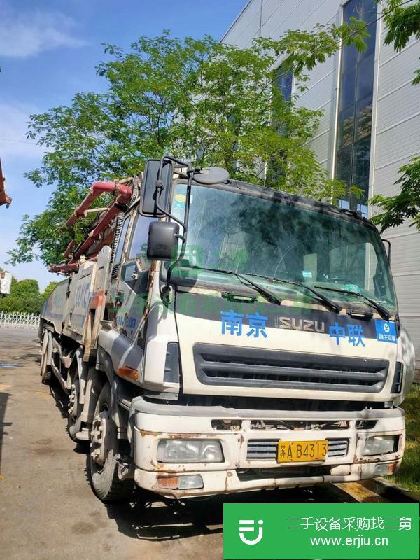 江蘇出售中聯52米泵車，五十鈴底盤