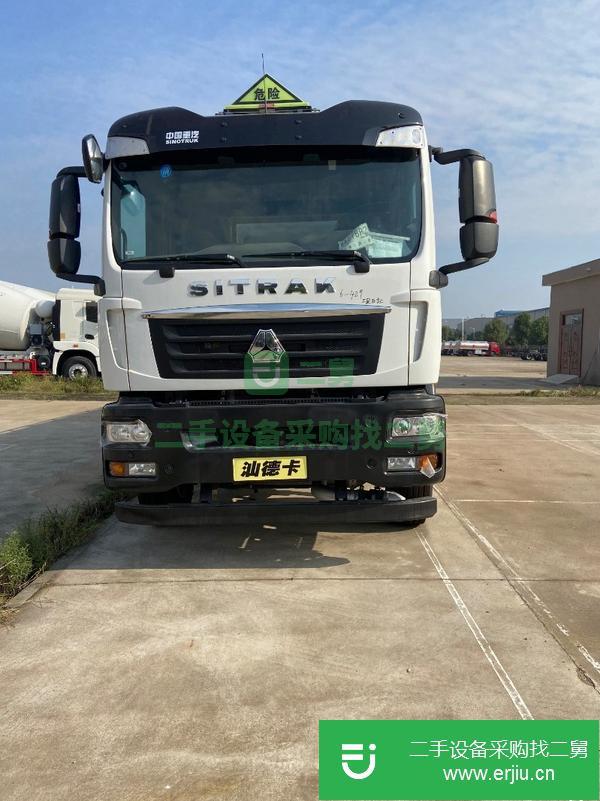 陜西出售二手前四后八21噸汕德卡油罐車,可分期!