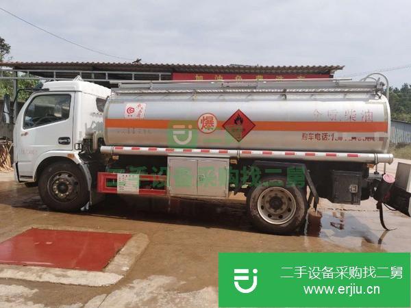 江蘇出售二手九成新油罐車