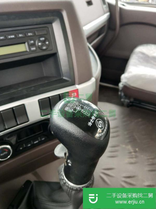 天津出售二手九成新油罐車