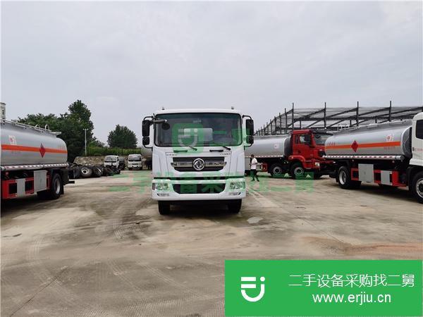 重慶出售二手楚勝10噸油罐車