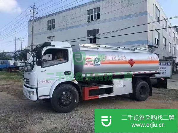 陜西出售二手東風(fēng)多利卡7.78方油罐車
