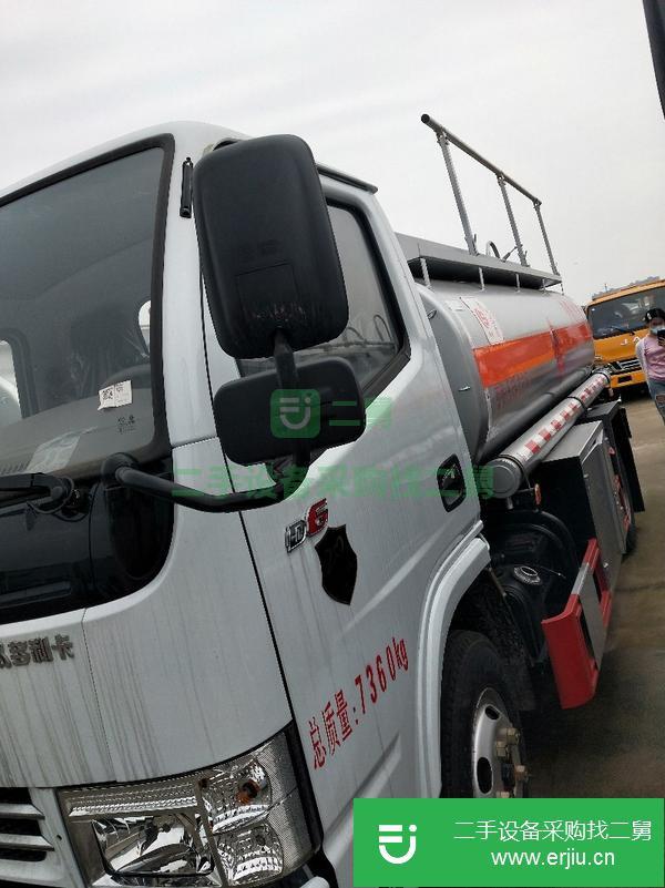 天津出售二手5噸東風多利卡加油車