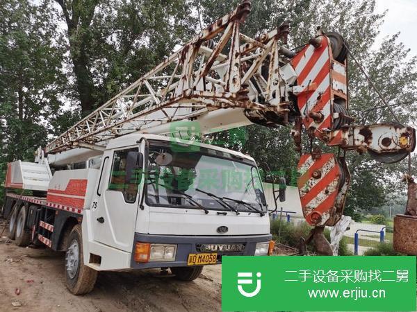安徽出售二手中聯25噸吊車