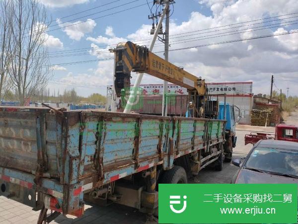 內(nèi)蒙古出售二手隨車吊