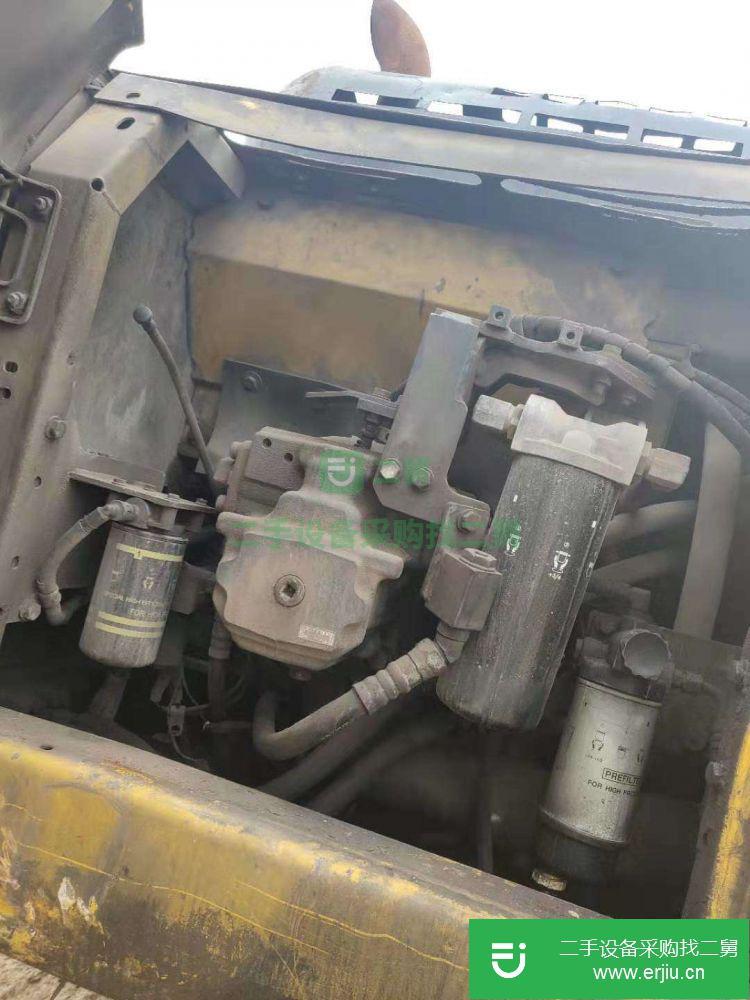 重慶出售二手小松HB215LC-1挖掘機