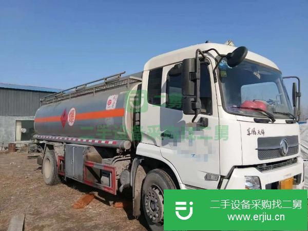 湖北出售二手天錦10噸運(yùn)油車