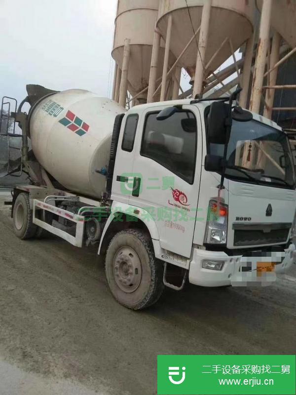 重慶出售二手豪沃8方攪拌罐車
