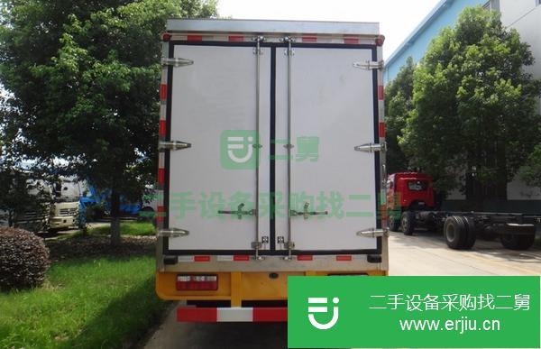 河北出售二手東風(fēng)多利卡5米1冷藏車