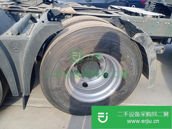 山東出售二手豪沃牽引車