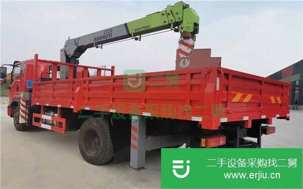 貴州出售二手東風(fēng)暢行7噸隨車(chē)吊