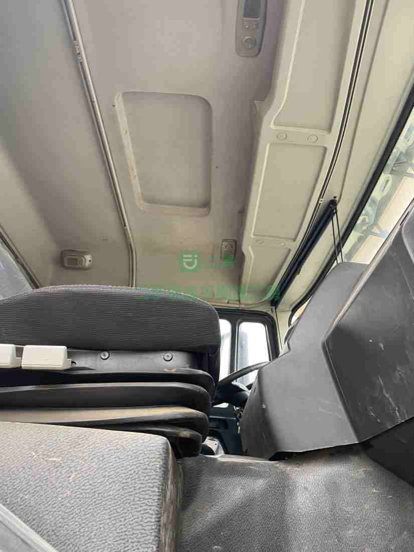 急售19年德龍唐宏罐，大20方能拉23方攪拌車，價格低需要的聯系