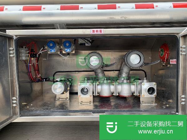 安徽出售二手前四后八鋁合金油罐車手續(xù)齊全
