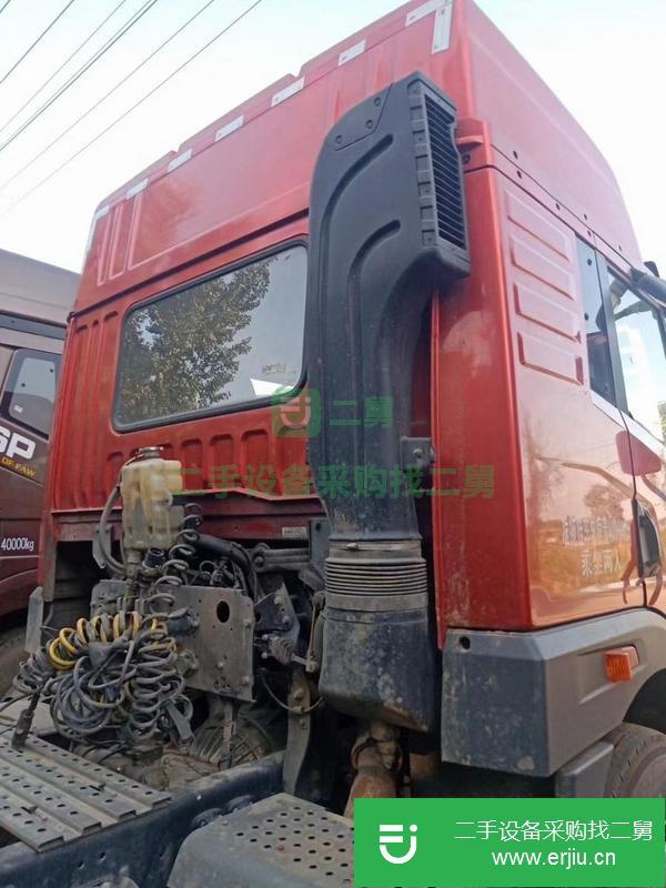 河北出售二手國五解放牽引車，375馬力，車況原版
