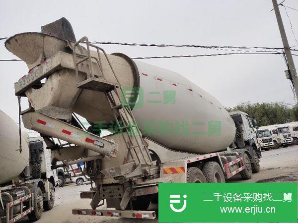 天津出售二手豪沃攪拌車國五