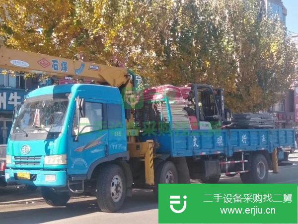 安徽出售二手解放小三軸隨車吊