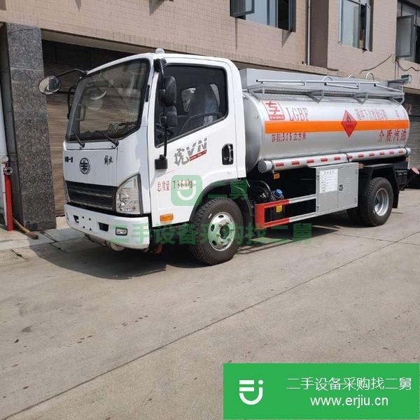 重慶出售二手5噸油罐車(chē)