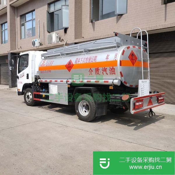 重慶出售二手5噸油罐車(chē)