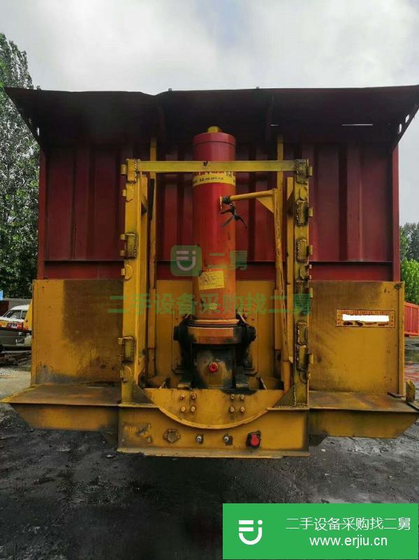 山東出售二手8米5平板側翻掛車