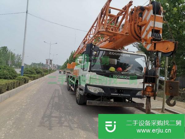 青海出售二手中聯25噸吊車