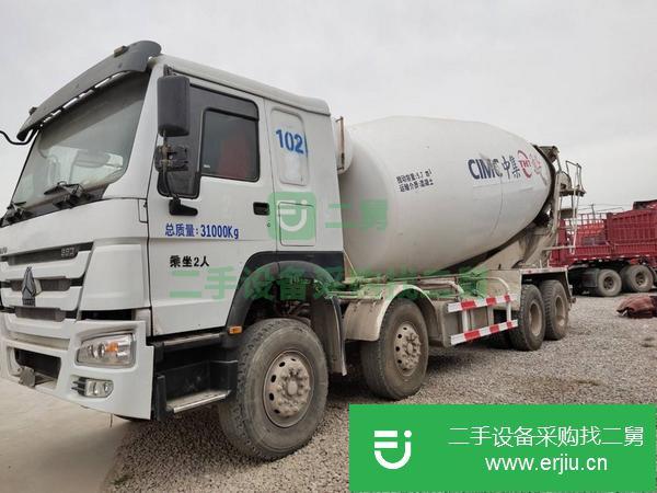 內蒙古出售二手豪沃攪拌車，國五排放，中集上裝，20方罐子，手續齊全